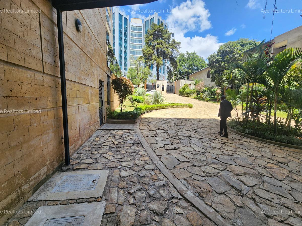 2 Bed Apartment with En Suite at Muthangari Drive - 8