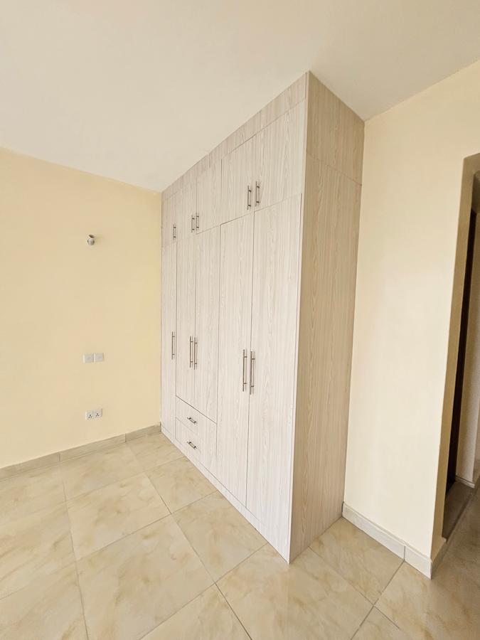 2 Bed Apartment with En Suite in Nyali Area - 18