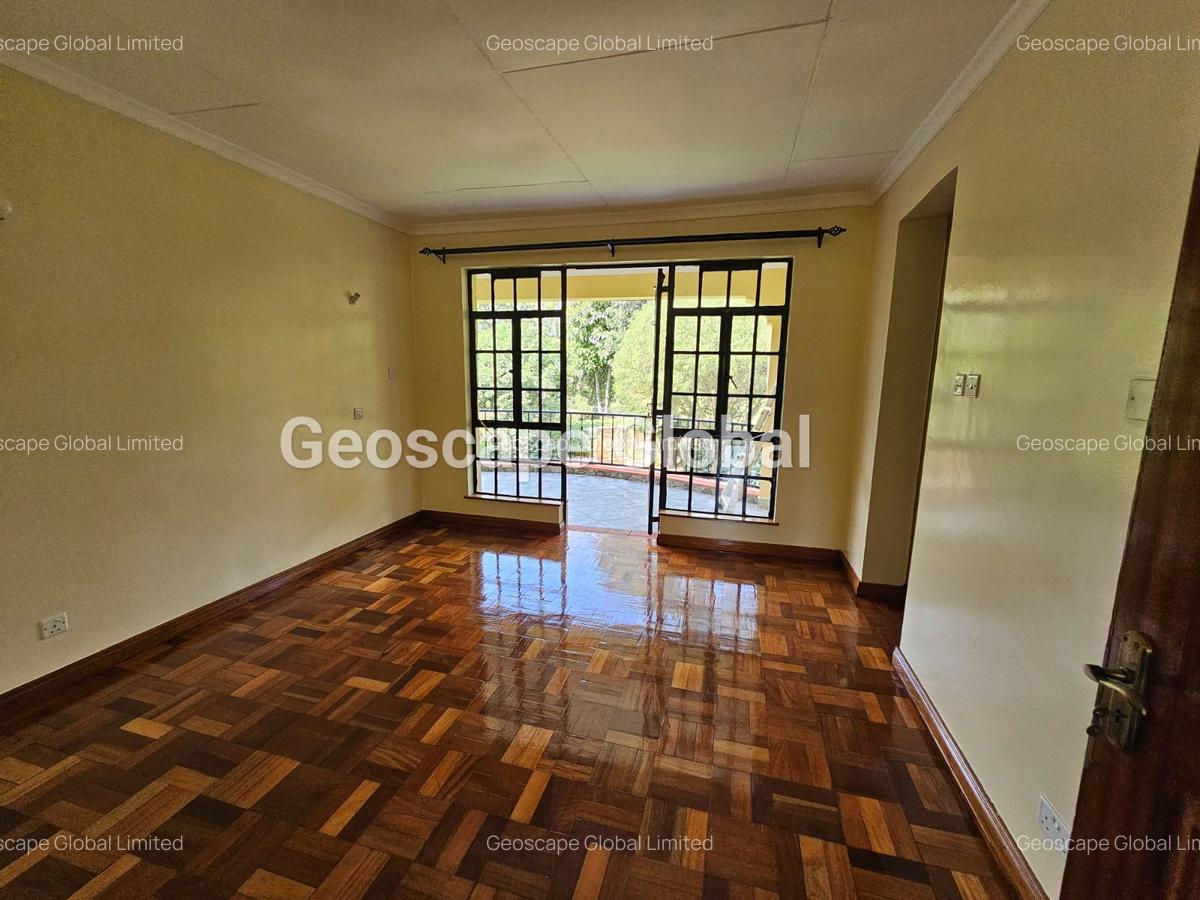 4 Bed House with En Suite in Runda - 5