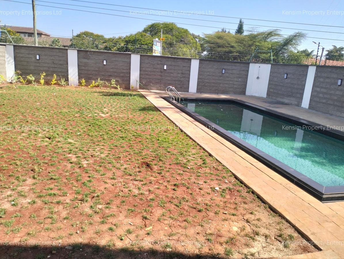 5 Bed Townhouse with En Suite in Lavington - 8