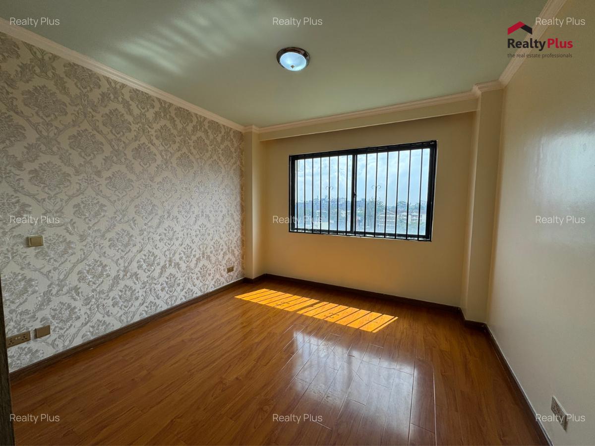 3 Bed Apartment with En Suite at Dennis Pritt Road - 7