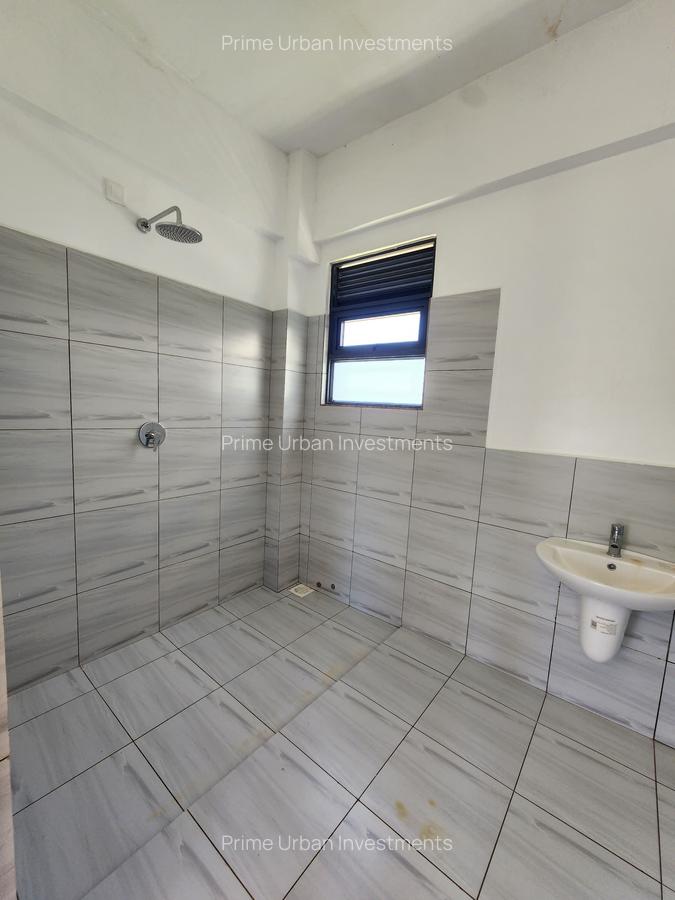 3 Bed Townhouse with En Suite in Vipingo - 20