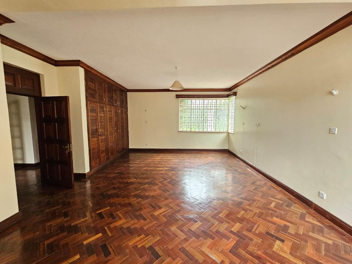 5 Bed House with En Suite in Muthaiga - 10