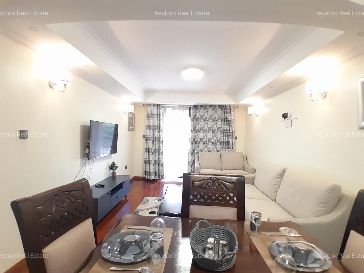 1 Bed House with En Suite at Lavington - 11