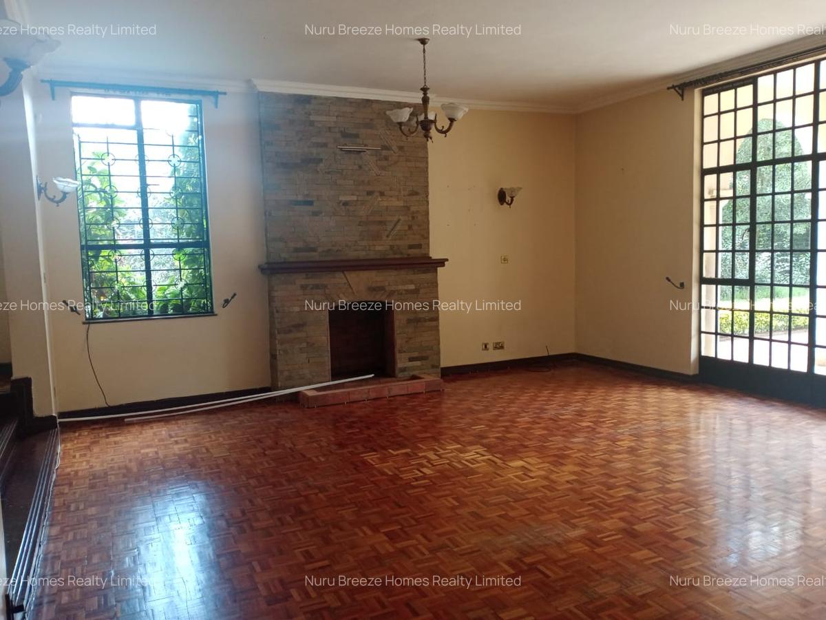 4 Bed House with En Suite in Runda - 15