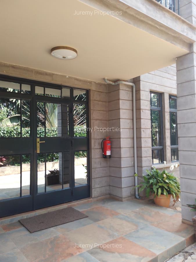 Serviced 1 Bed Apartment with En Suite in Lavington - 2