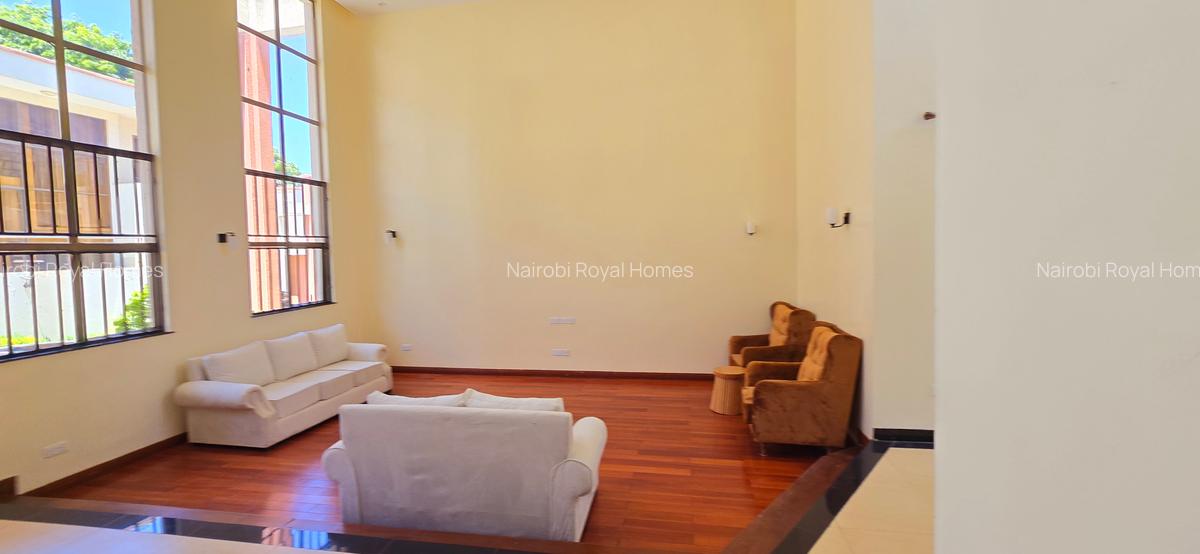 5 Bed Townhouse with En Suite at Chalbi Drive - 20