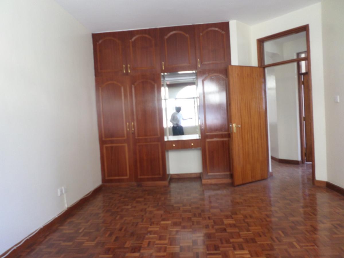 3 Bed Apartment with En Suite at Kilimani - 7