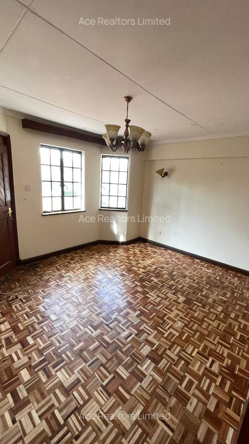 4 Bed Townhouse with En Suite at Laikipia Road - 10