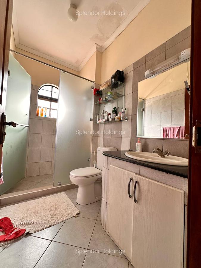 3 Bed Townhouse with En Suite in Runda - 16