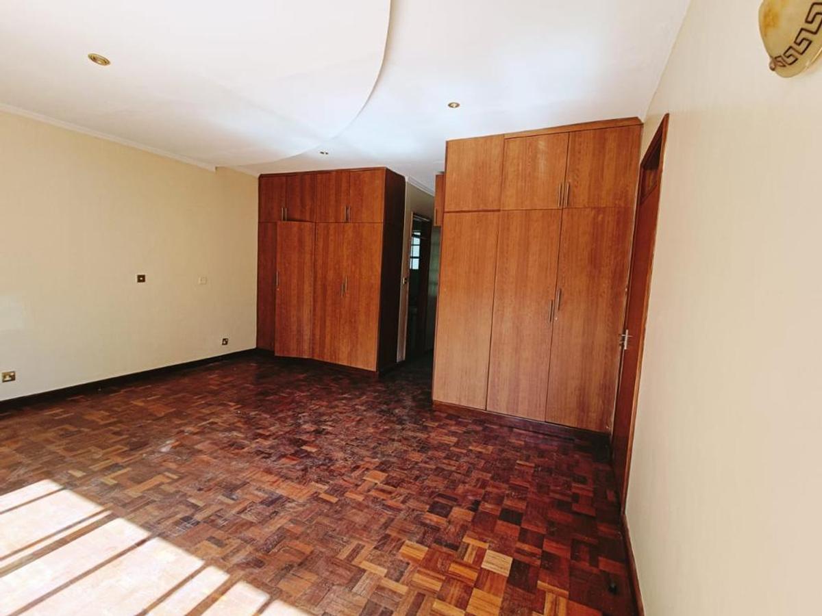 4 Bed Townhouse with En Suite in Kileleshwa - 5