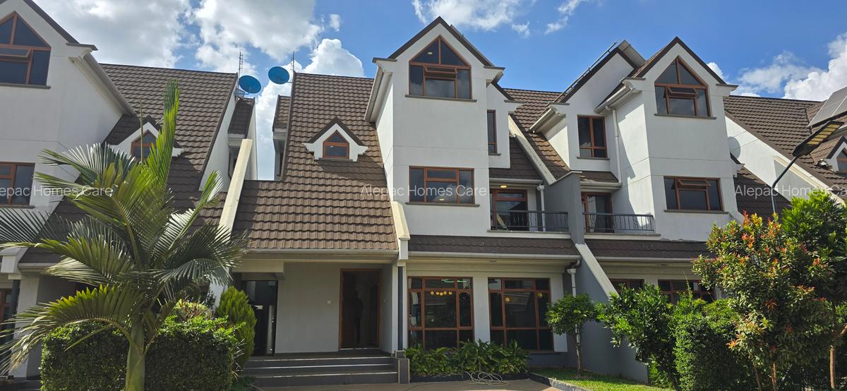 5 Bed Townhouse with En Suite at Eastern Bypass - 16