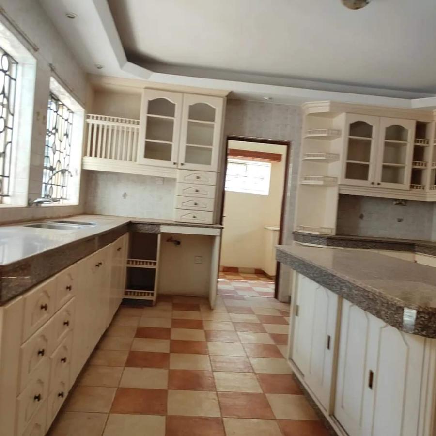 5 Bed House with En Suite at Gigiri - 4