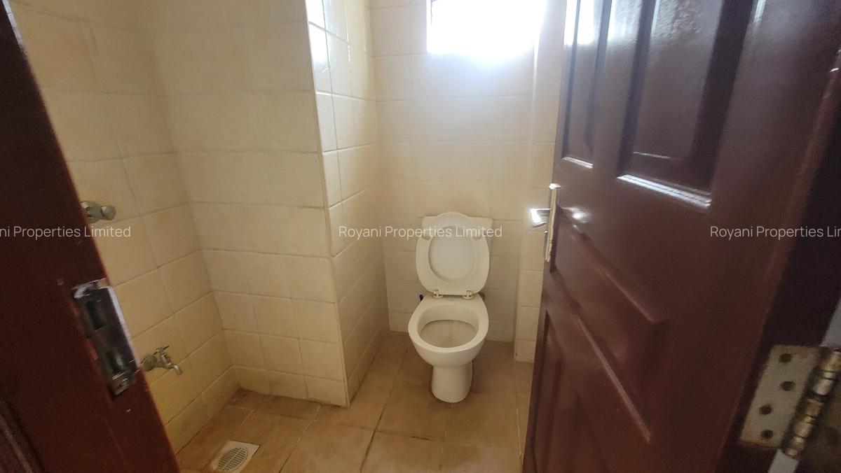 4 Bed House with En Suite in Kiambu Road - 12