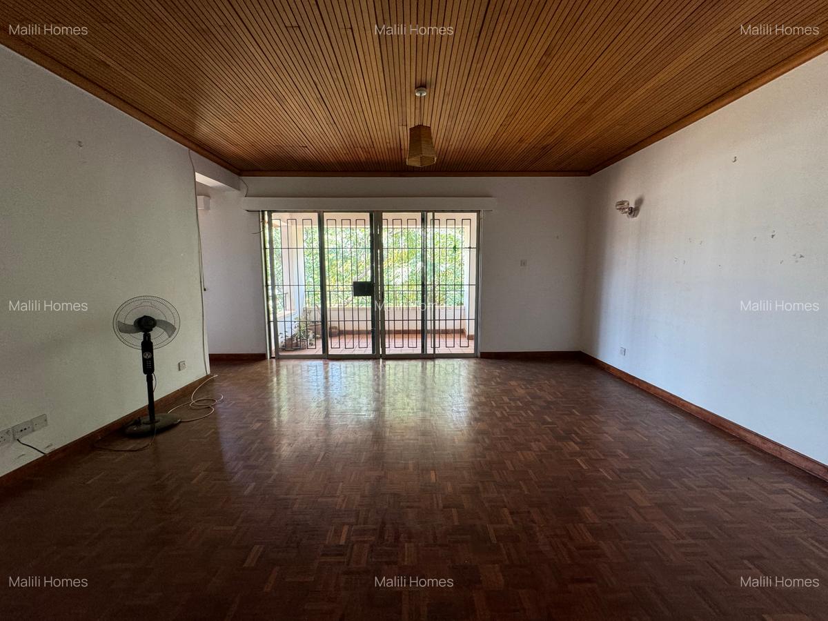 4 Bed Apartment in Kilimani - 2
