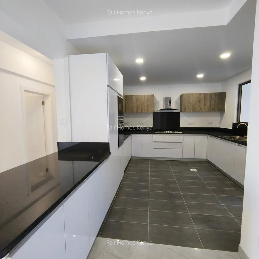 4 Bed Apartment with En Suite at Othaya Road - 5