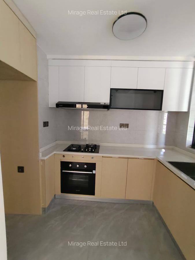2 Bed Apartment with Swimming Pool in Riverside - 7