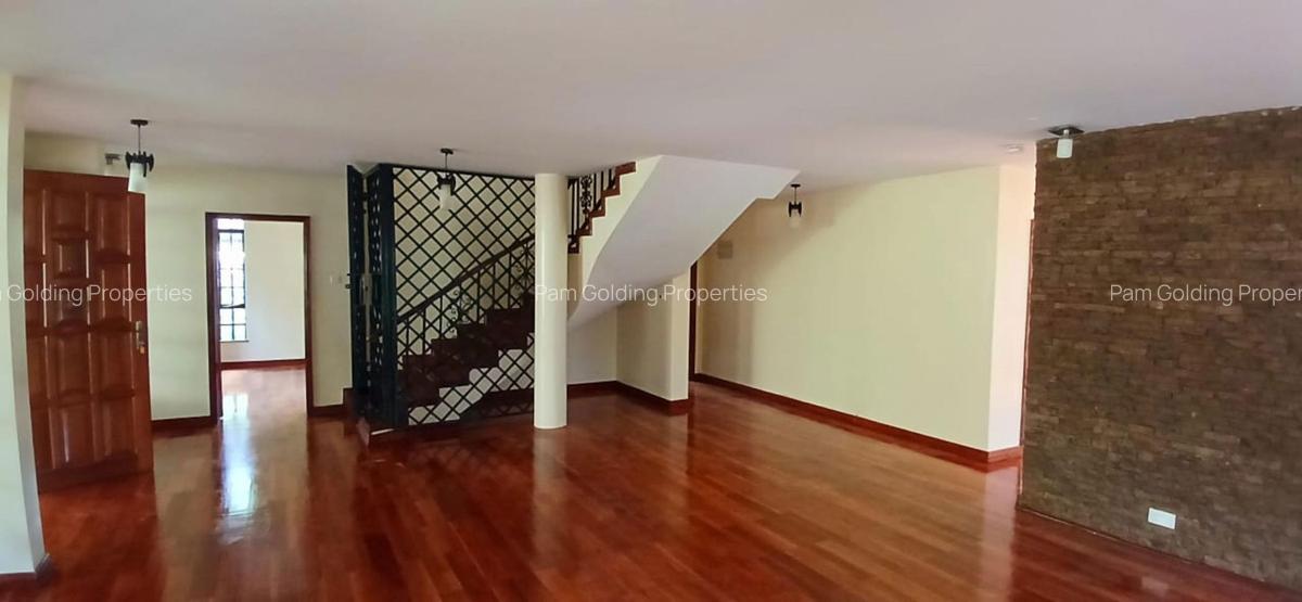 4 Bed House with En Suite in Karen - 4