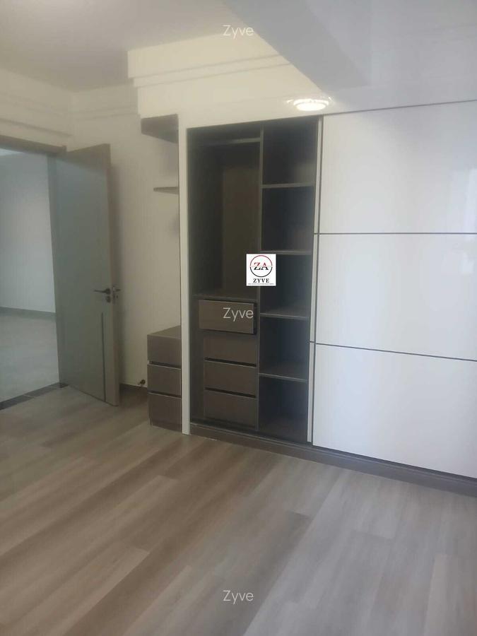 1 Bed Apartment with En Suite at Lavington - 8