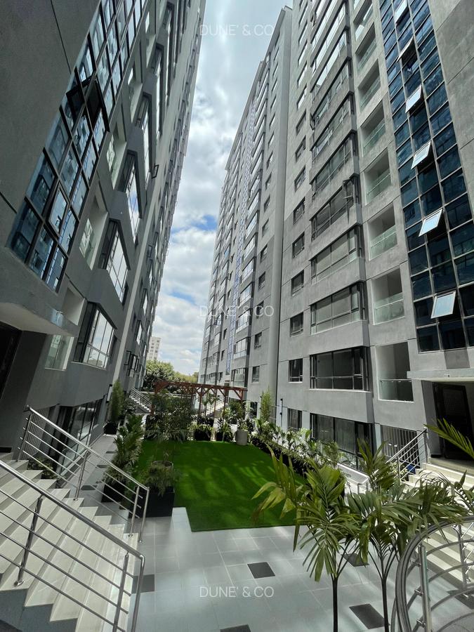 2 Bed Apartment with En Suite in Lavington - 2