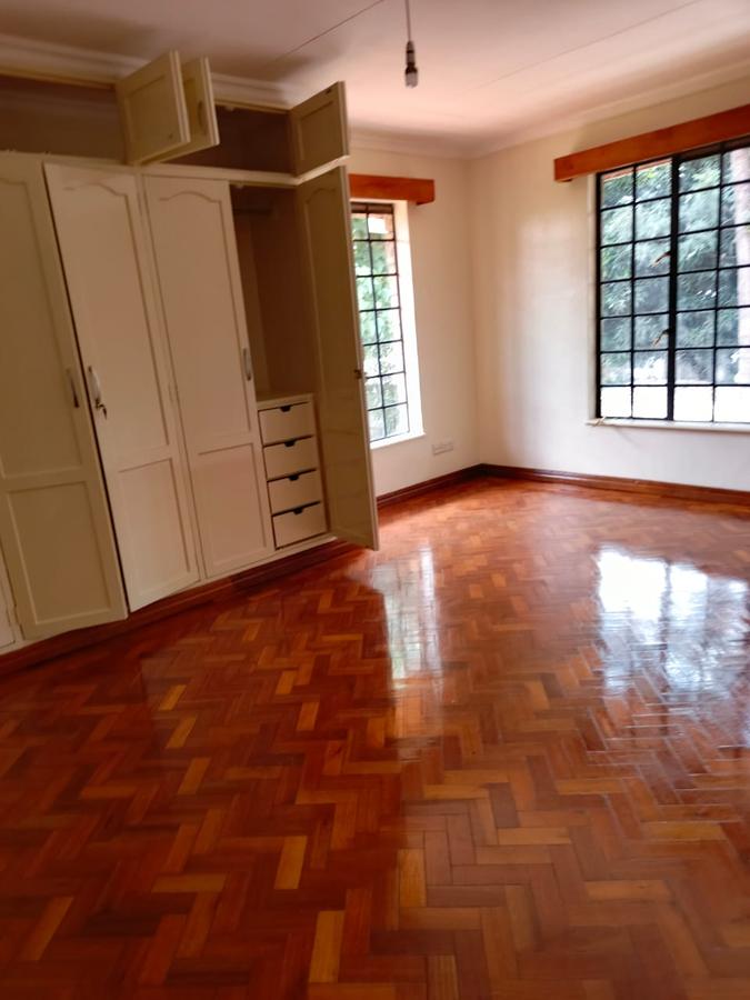 4 Bed House with En Suite at Runda - 14