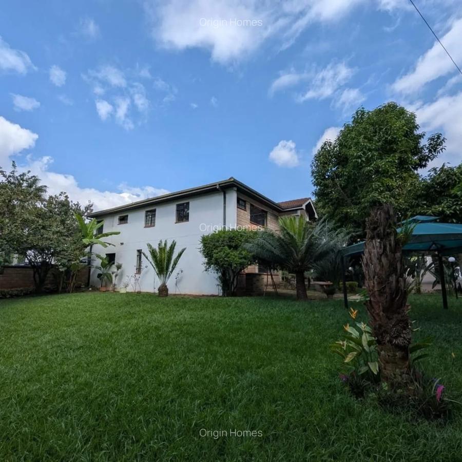 5 Bed House with En Suite at Kyuna - 1