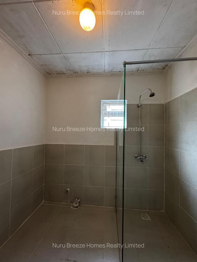 4 Bed House with En Suite in Kyuna - 19