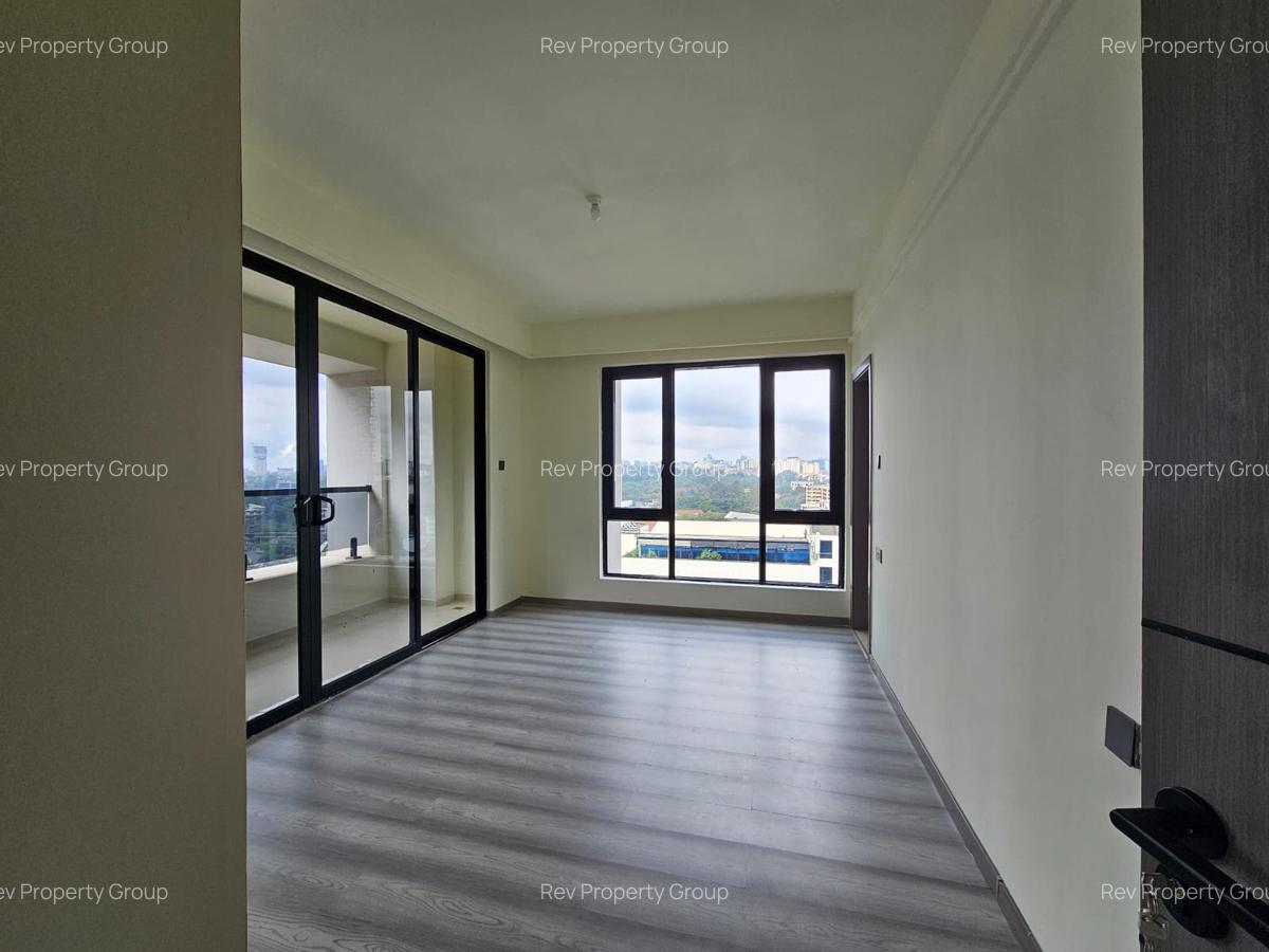 2 Bed Apartment with En Suite in Westlands Area - 3