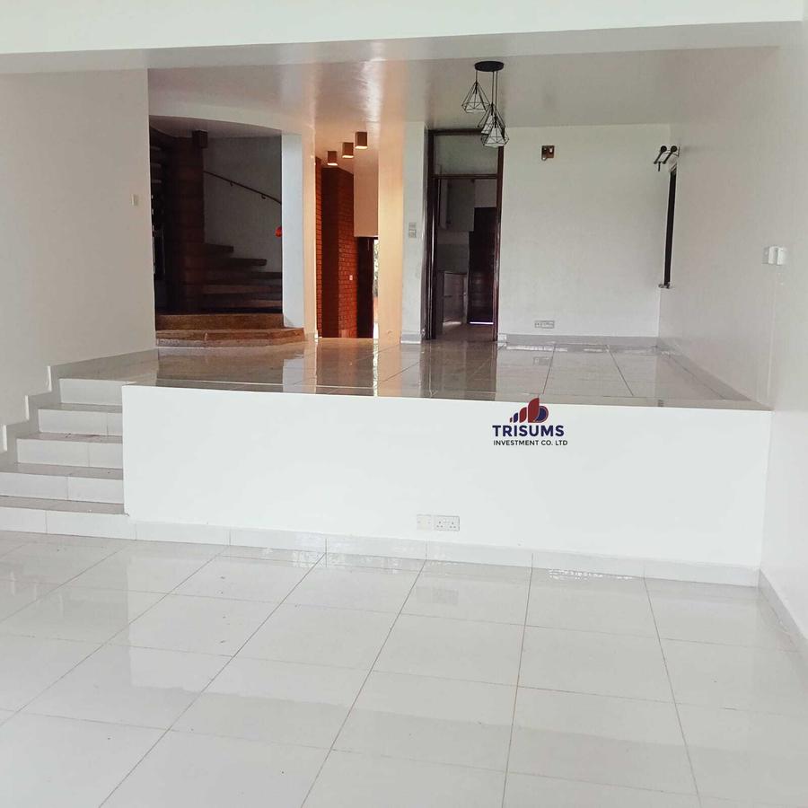 5 Bed Townhouse with En Suite at Westland - 10
