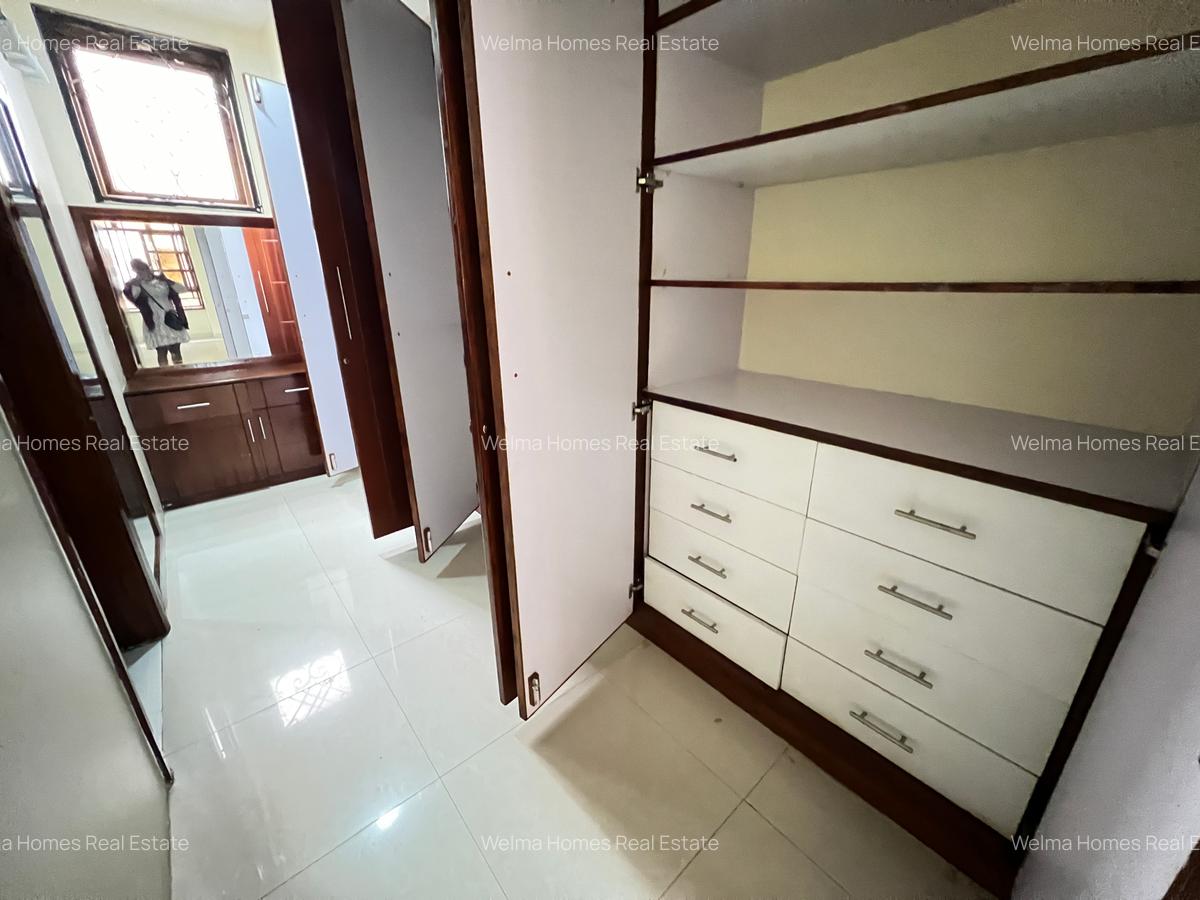 4 Bed Apartment with En Suite in Lavington - 20