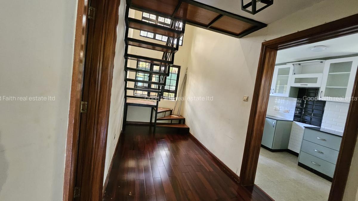 3 Bed House with En Suite in Runda - 11