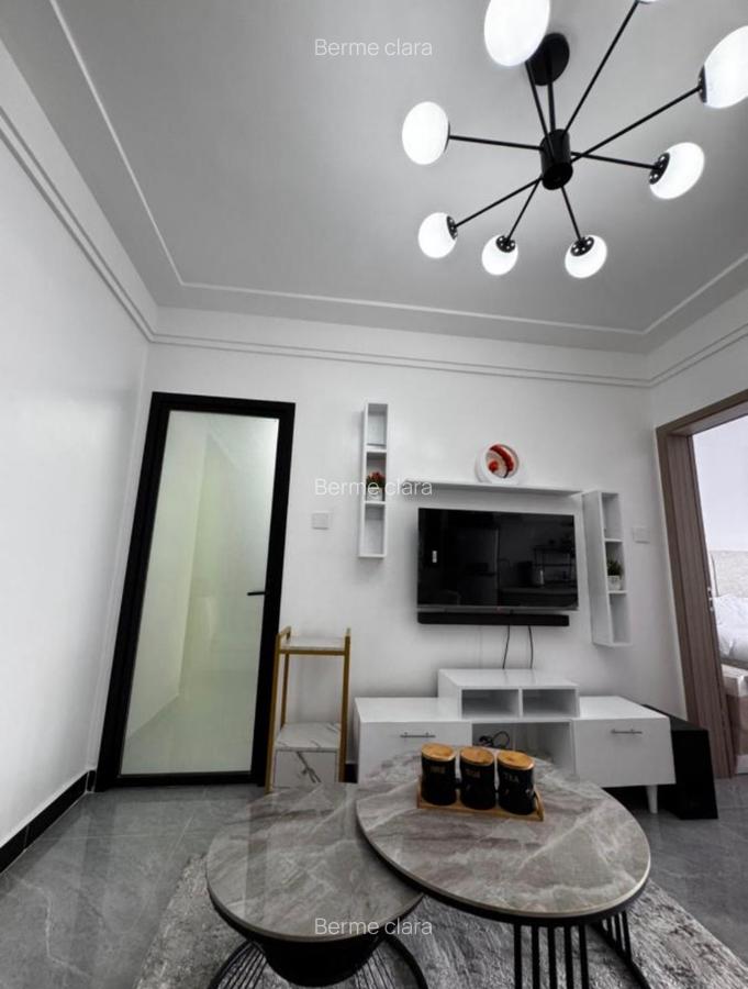 Serviced 2 Bed Apartment with Swimming Pool at Brickford Heights - 1