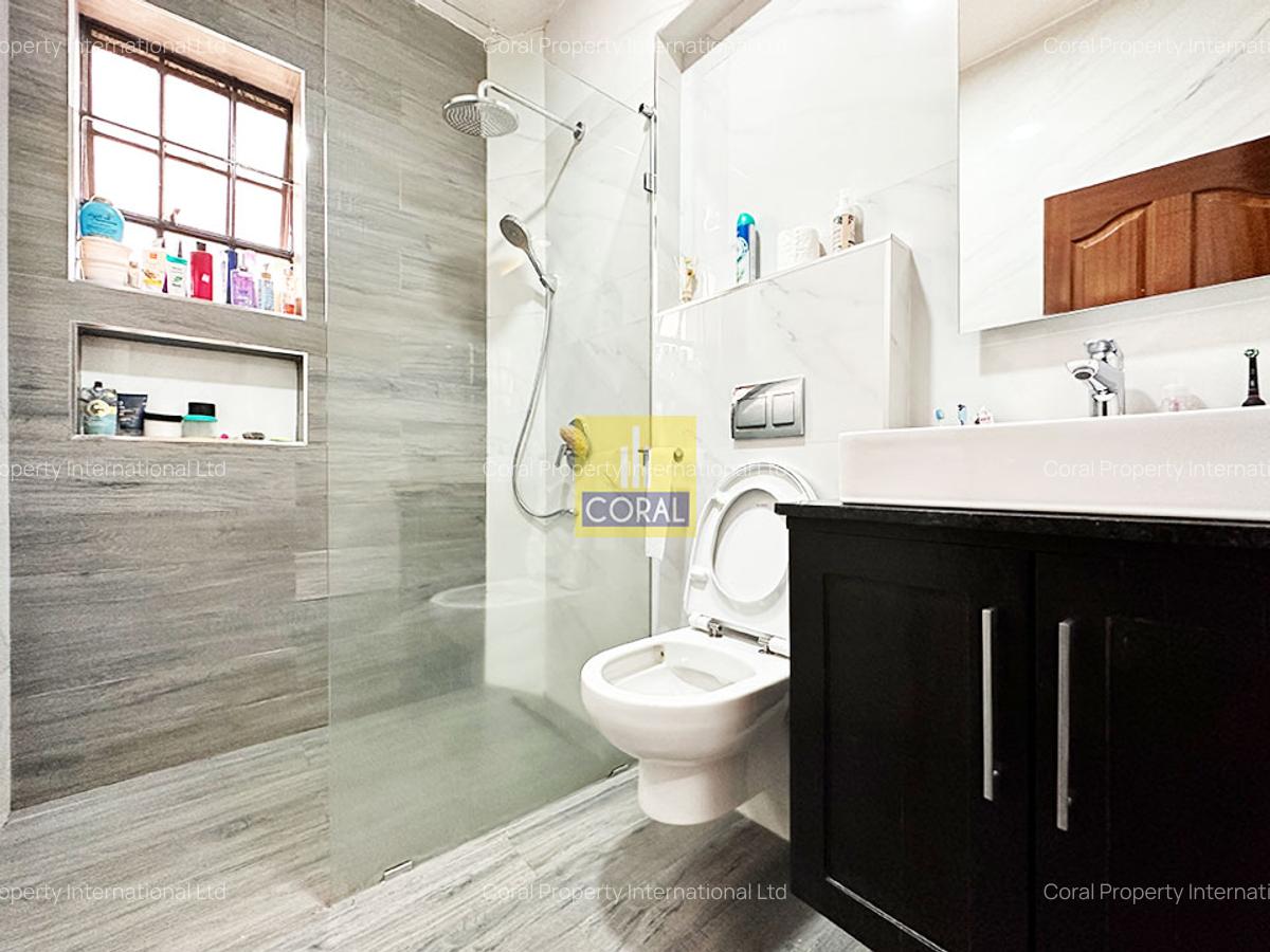 4 Bed Apartment with Parking in Parklands - 14