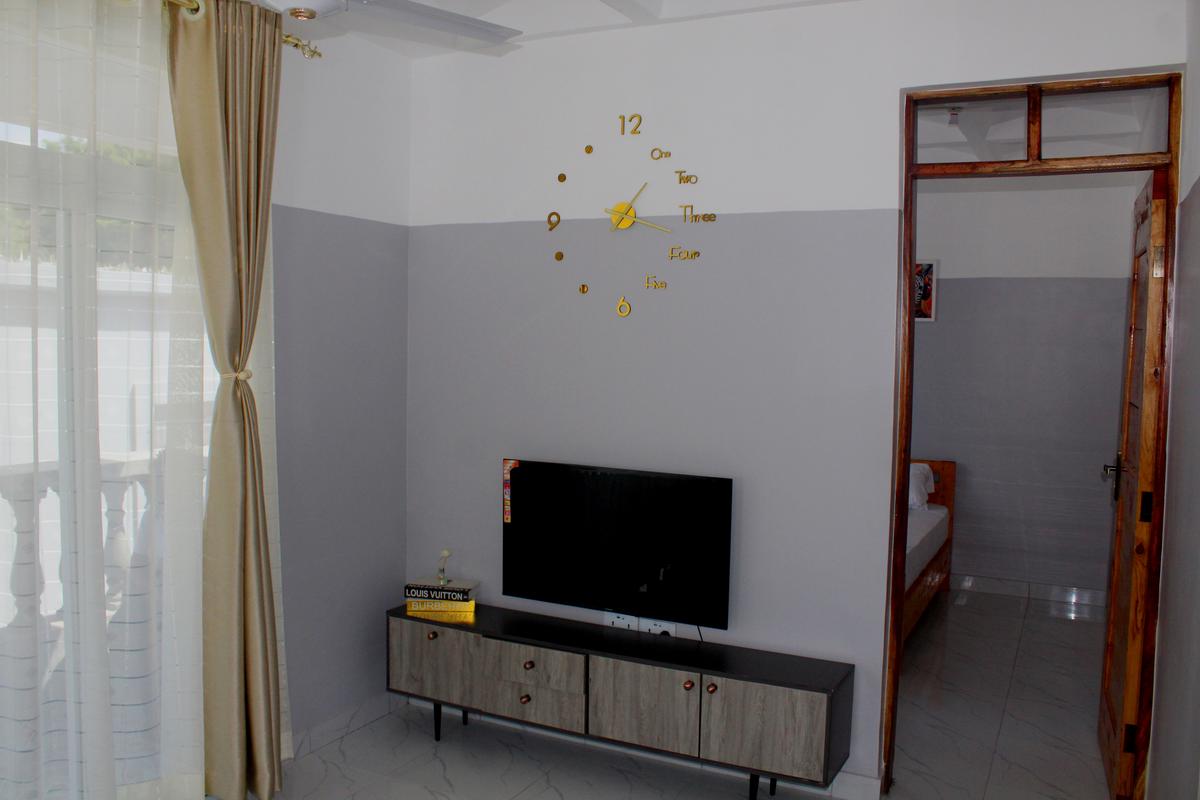 Serviced 1 Bed Apartment with Borehole at Bofa - 1