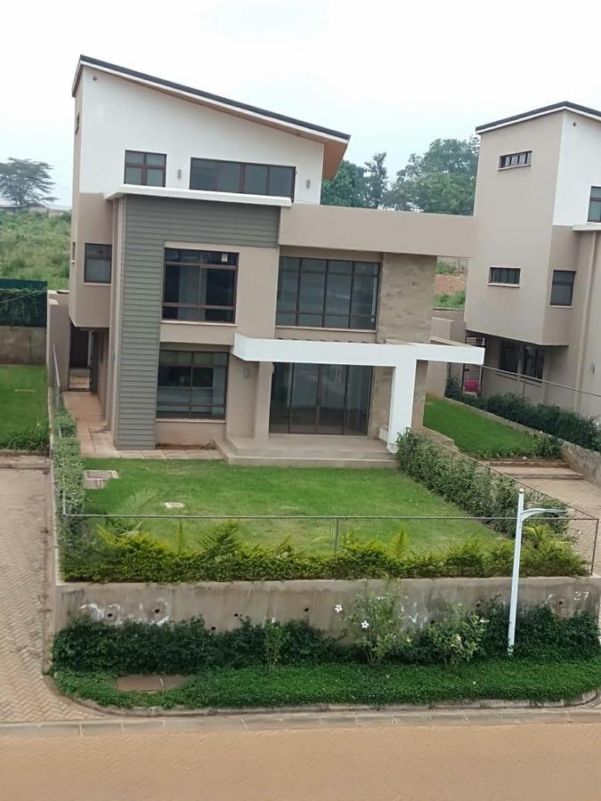 4 Bed Townhouse with En Suite in Kiambu Road - 2