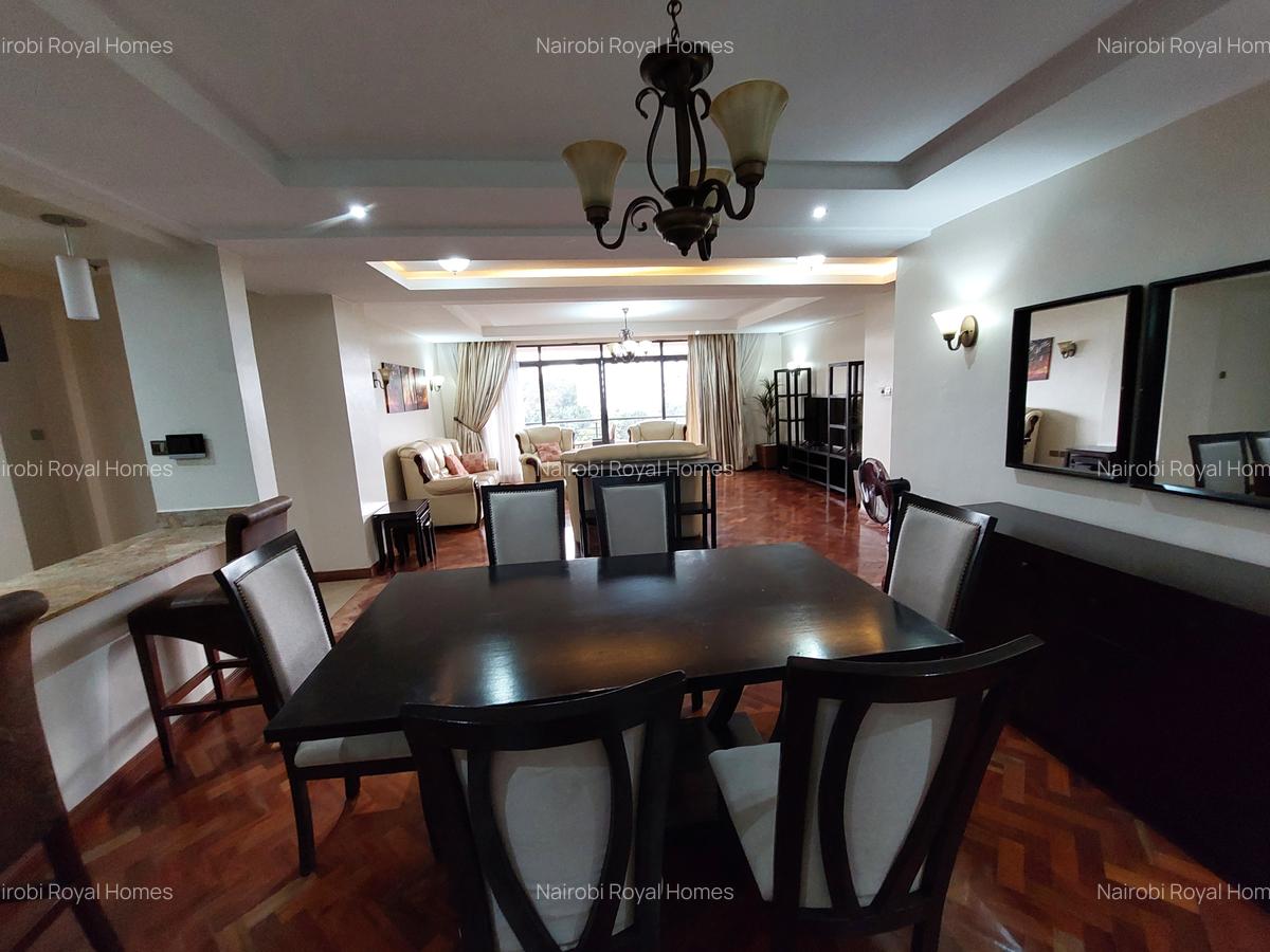 3 Bed Apartment with En Suite at Riverside Drive - 10