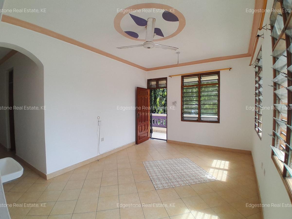 1 Bed Apartment with Borehole at Luxury Area - 8