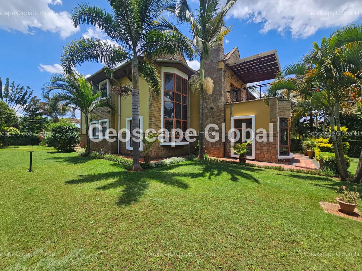 4 Bed House with En Suite in Runda - 1