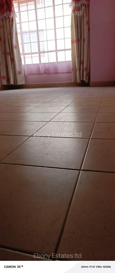 5 Bed Villa with En Suite in Lavington - 4