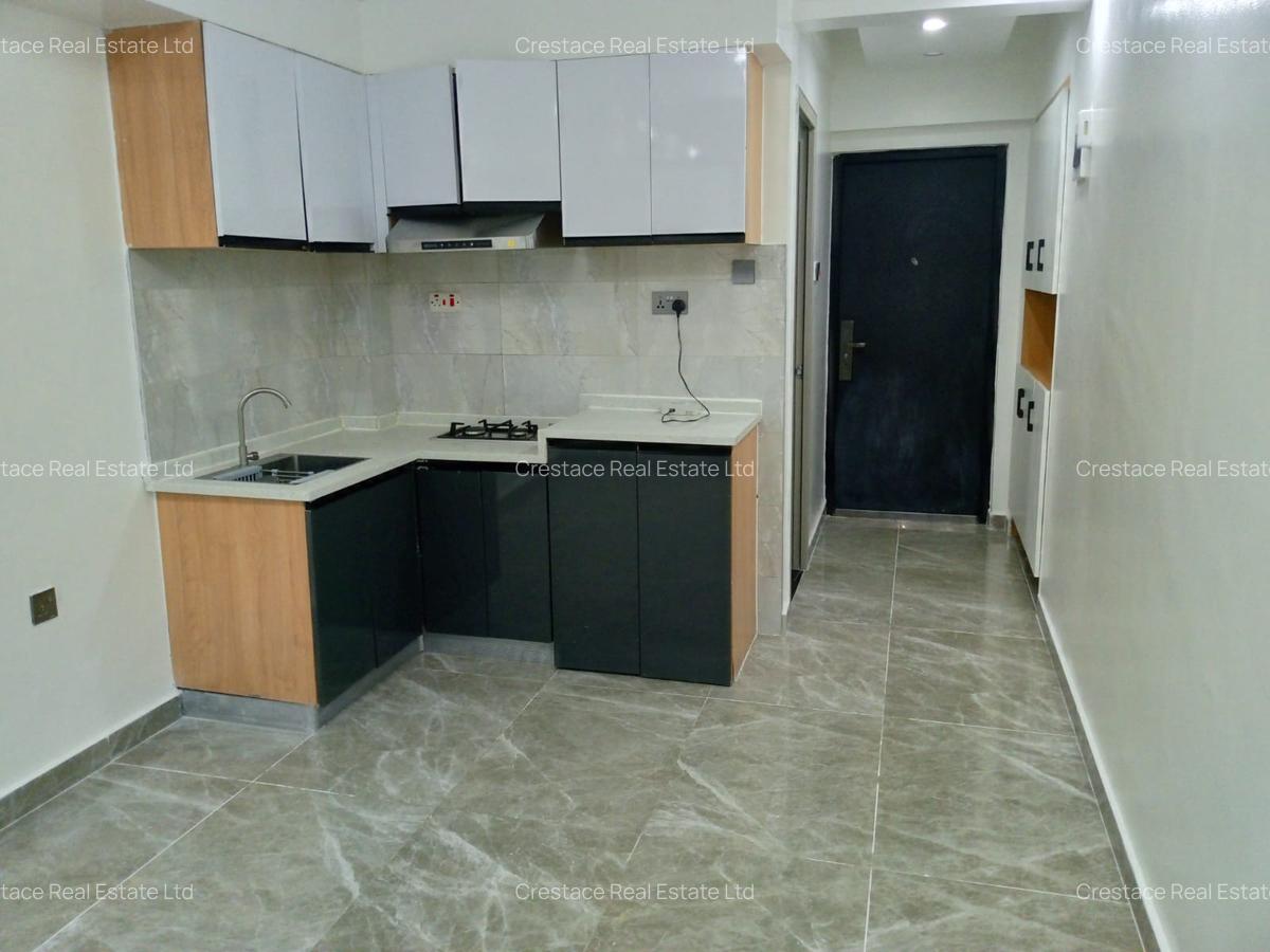 1 Bed Apartment with Gym in Kilimani - 7