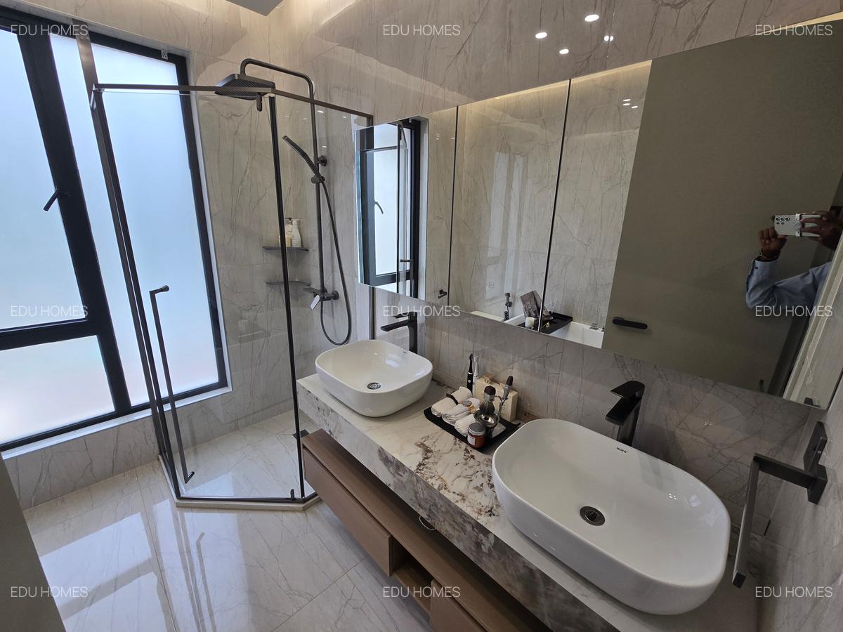 4 Bed Apartment with En Suite at Muthangari Drive - 12