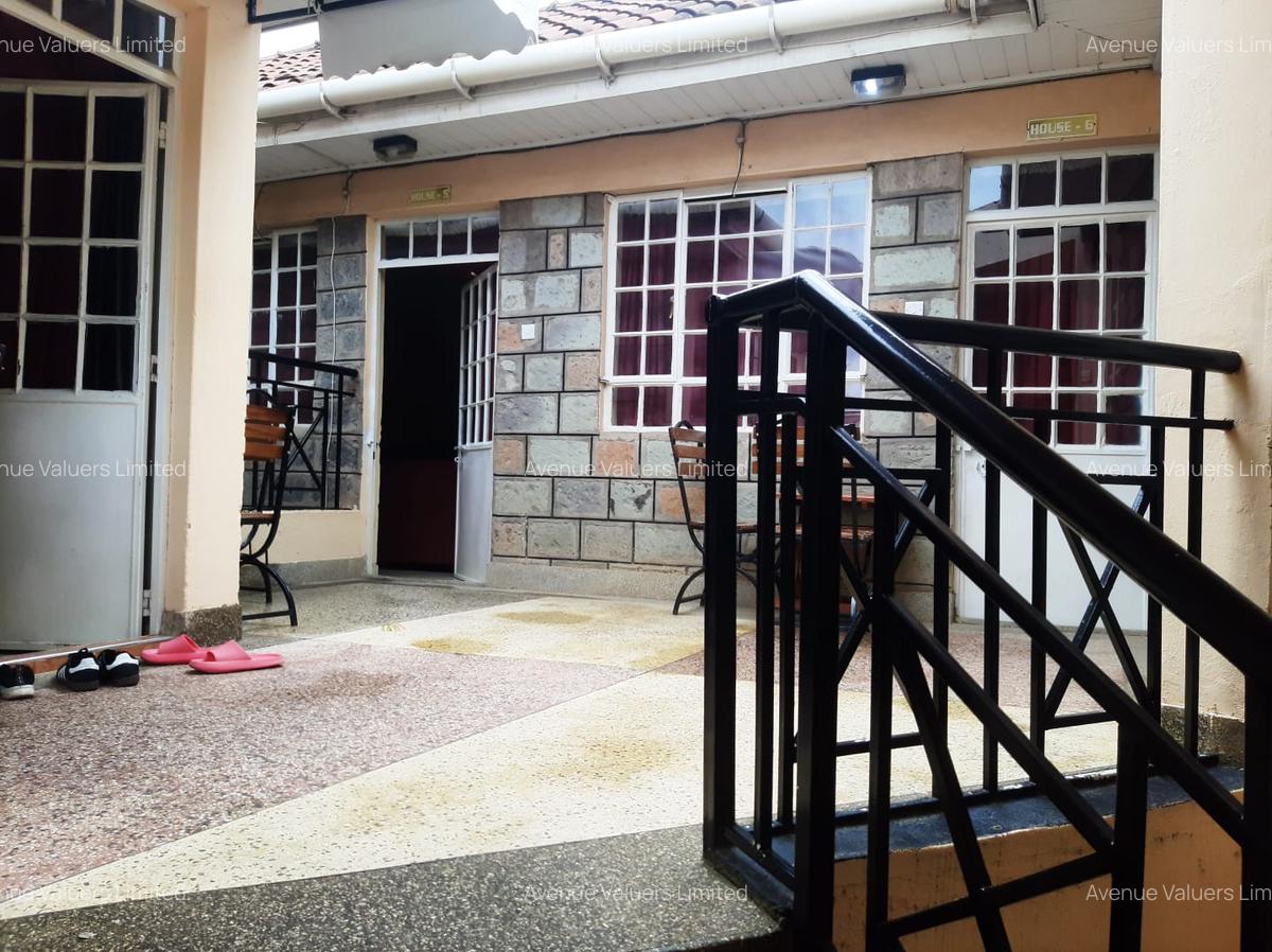 10 Bed House with En Suite at Chady Road - 8