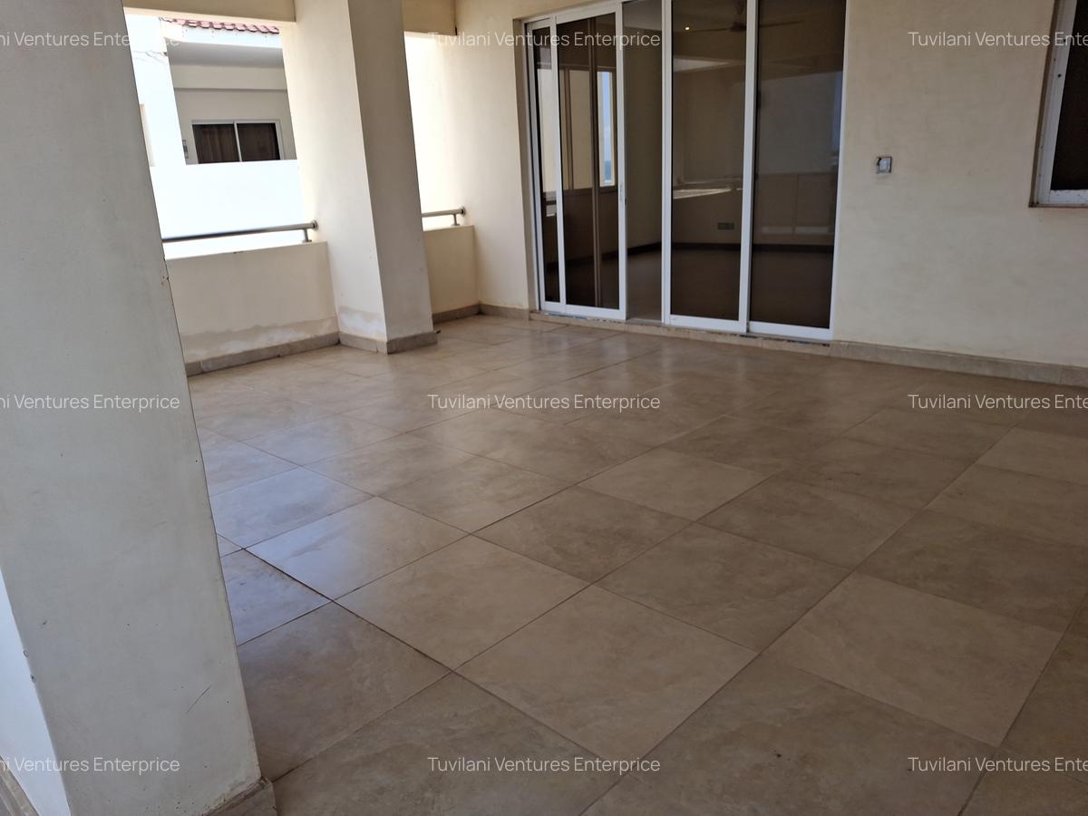 Serviced 2 Bed Apartment with En Suite at Nyali Mombasa - 14