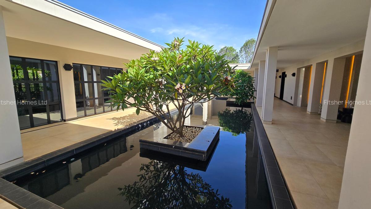 4 Bed House with En Suite in Runda - 20