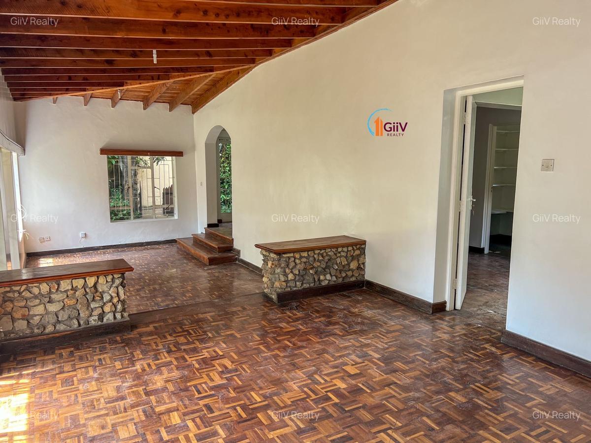 3 Bed House with En Suite in Riverside - 3