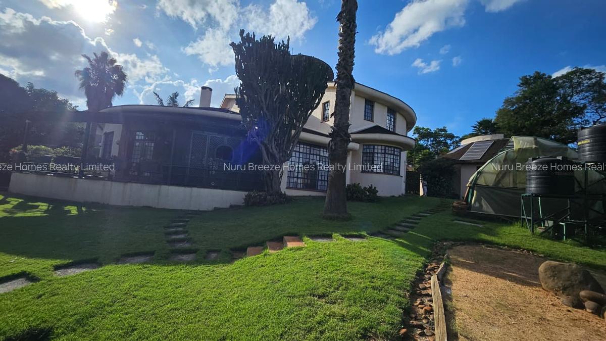 5 Bed House with En Suite in Runda - 6