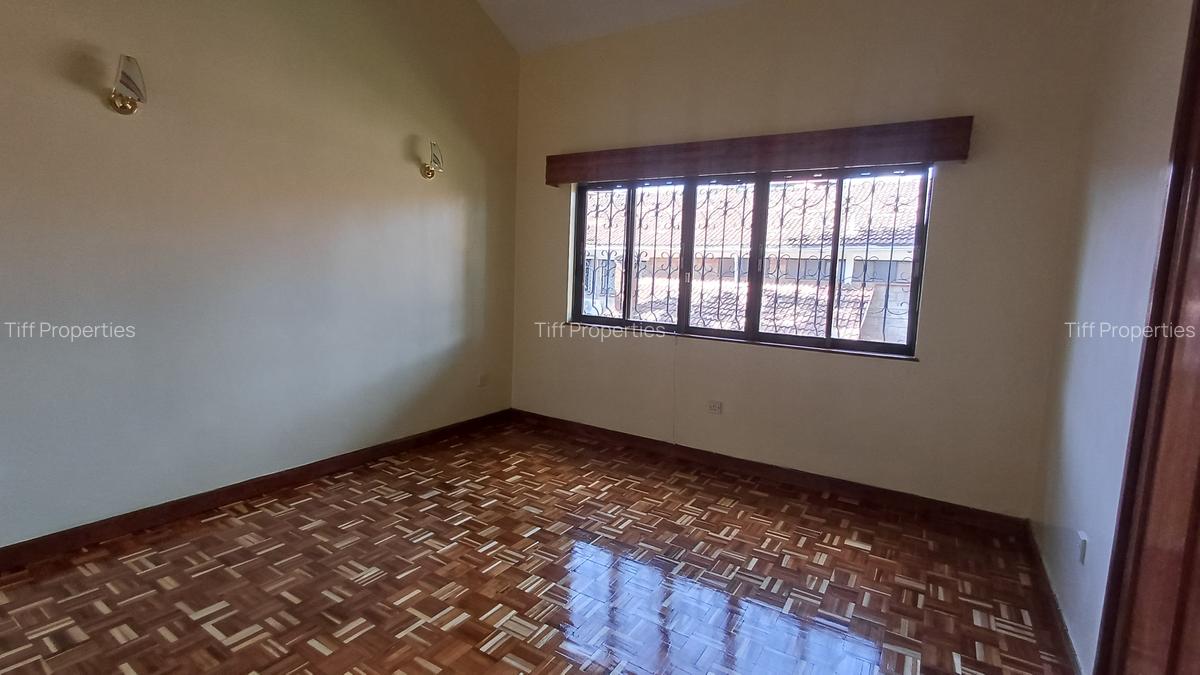 4 Bed Townhouse in Westlands Area - 10