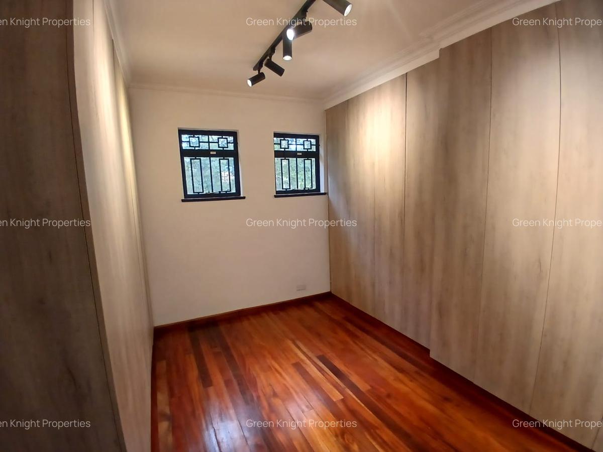 4 Bed House with En Suite in Karen - 8