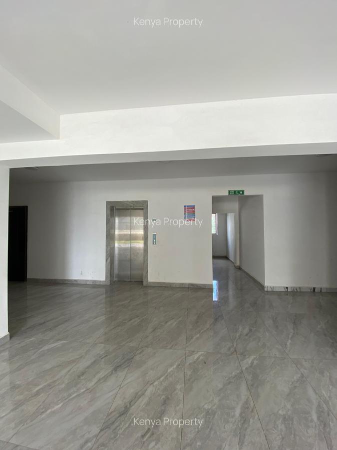 1 Bed Apartment with En Suite at Kivulini Road - 11