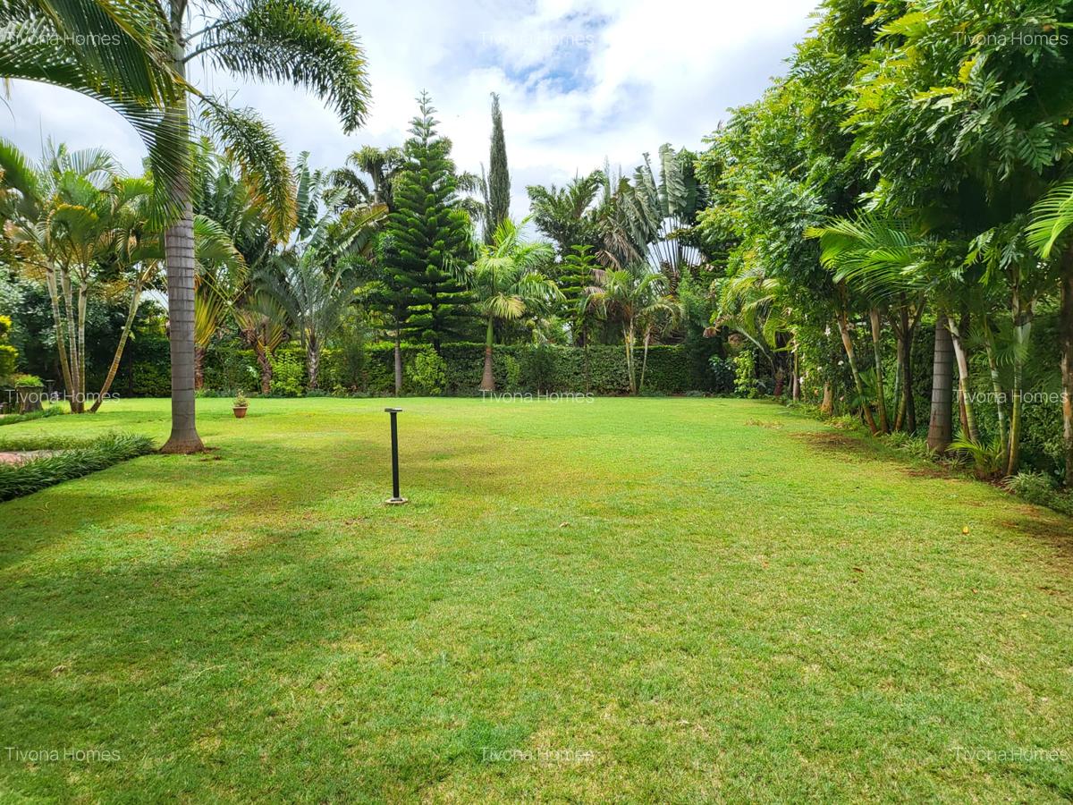 5 Bed Townhouse with Swimming Pool in Runda - 3